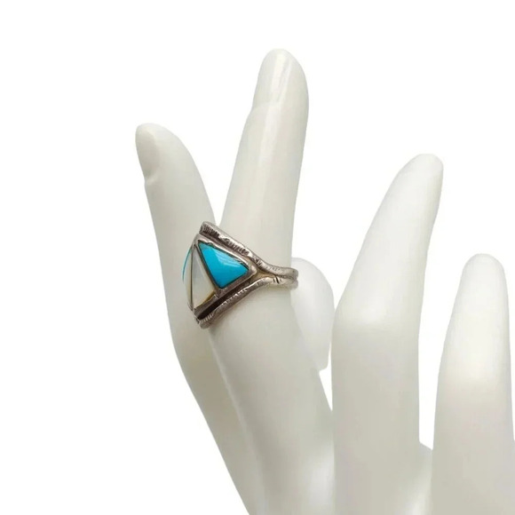 Old Pawn Sterling Silver Mother of Pearl and Sleeping Beauty Turquoise Ring - Picture 3 of 7